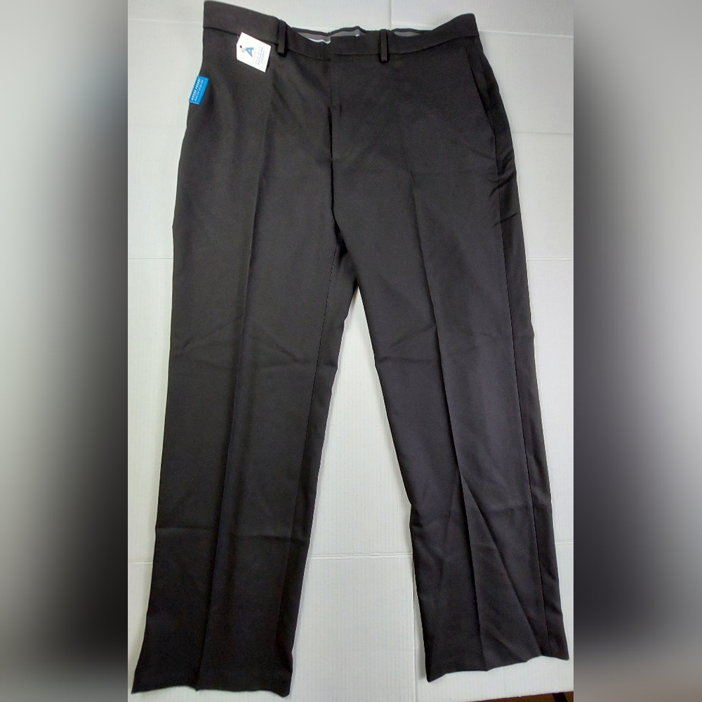 Haggar Suit Pants Mens Size 38x32 Charcoal The Active Series Super Flex NWT